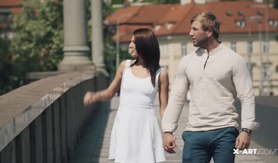 Регбист и фотомодель встретились в Праге и пошли в отель для секса.