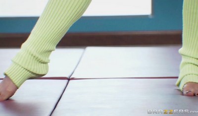 В 80-х годах аэробика на телевидении была популярна.