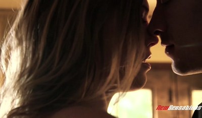 Очень жесткие бдсм-забавы с нежной Эллой.