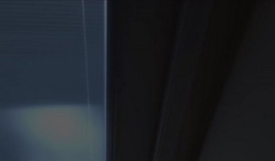 Когда родители развелись, папаша пригласил Лили в гости.