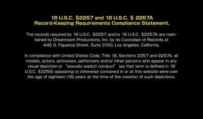 Эта порно-сцена представляет из себя инцест-сцену, где между двумя персонажами возникают сильные чувства друг к другу.