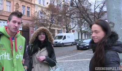 Идея предложений на улицах - интимные встречи за деньги.