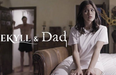 Молодая шатенка занимается сексом с отцом.